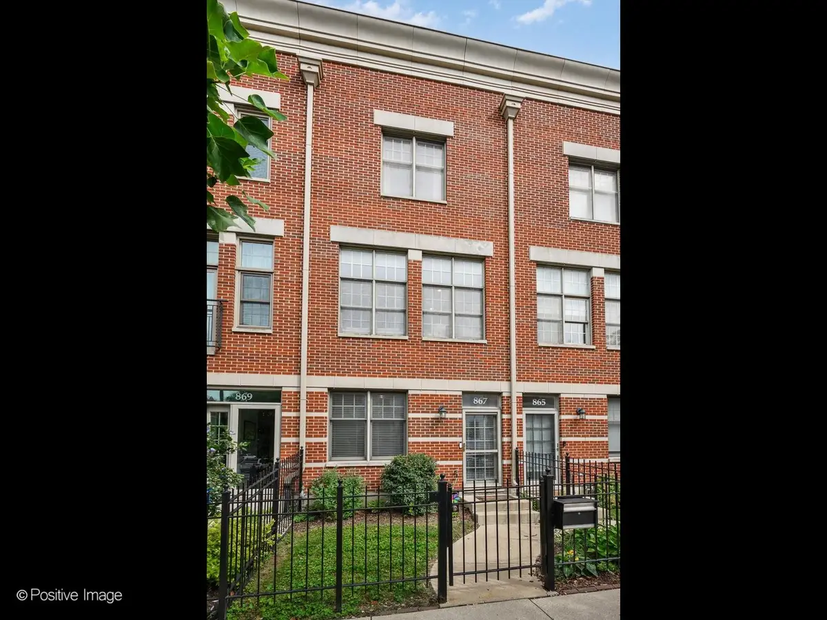 867 N May Street, Chicago, IL 60642 - #1