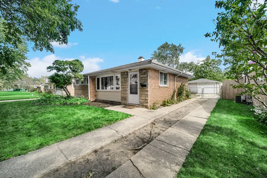 17233 Walter Street, Lansing, IL 60438 - #3