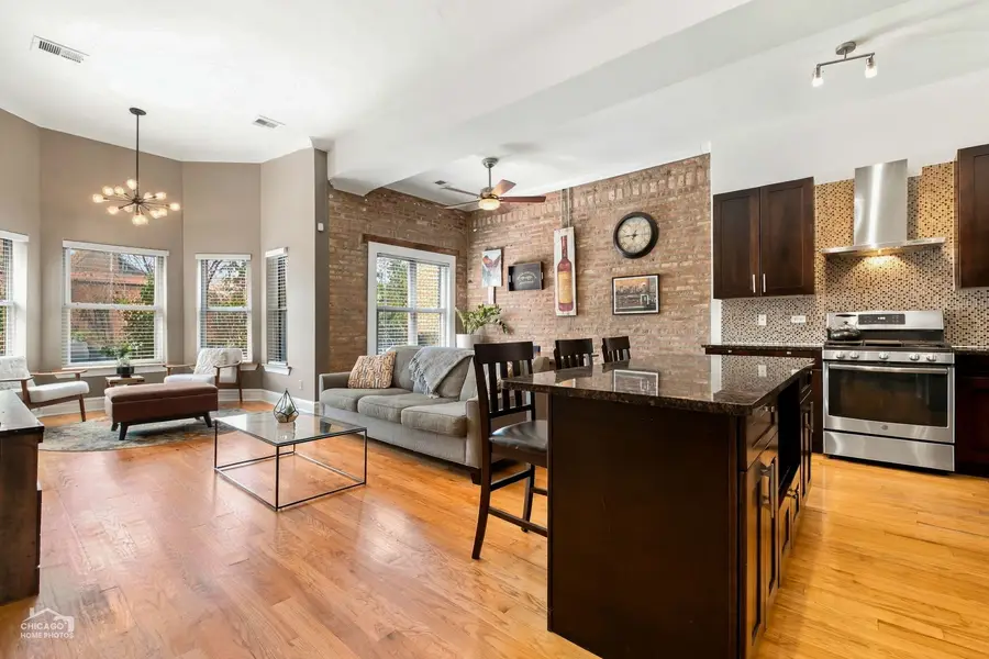 Address Withheld By Seller, Chicago, IL 60657 - #2