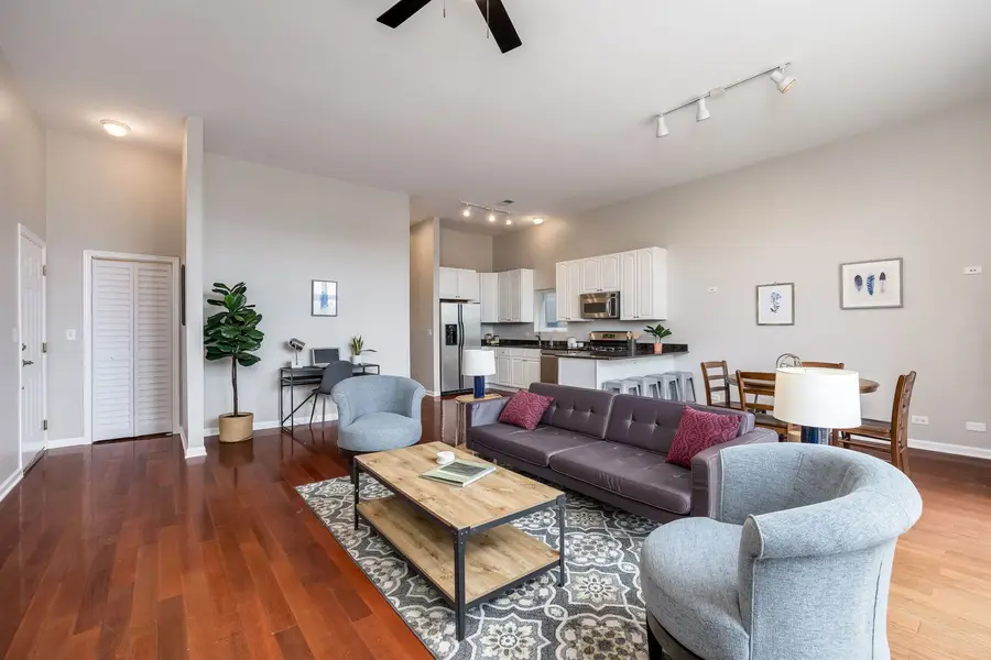 1395 N Milwaukee Avenue #3E, Chicago, IL 60622 - #3