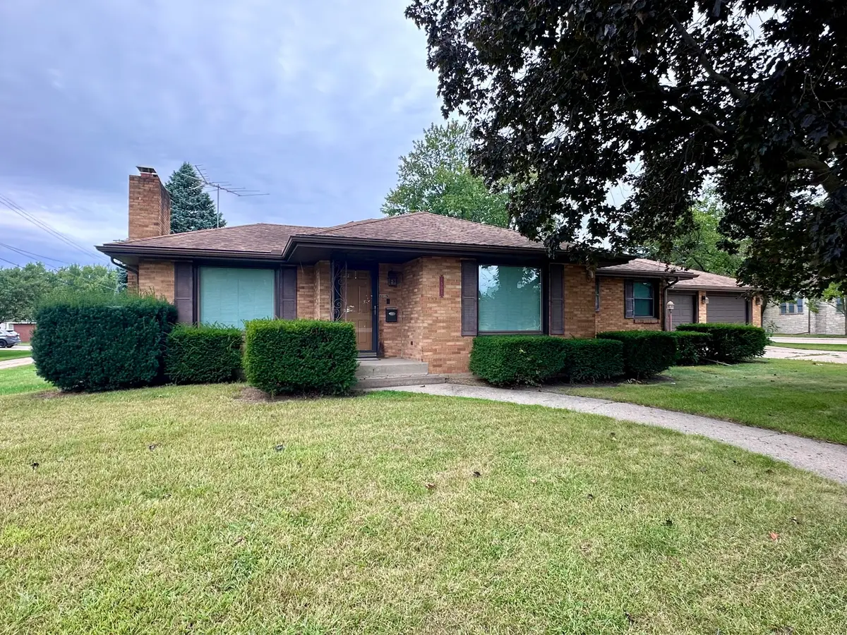 1507 Ave F, Sterling, IL 61081 - #1