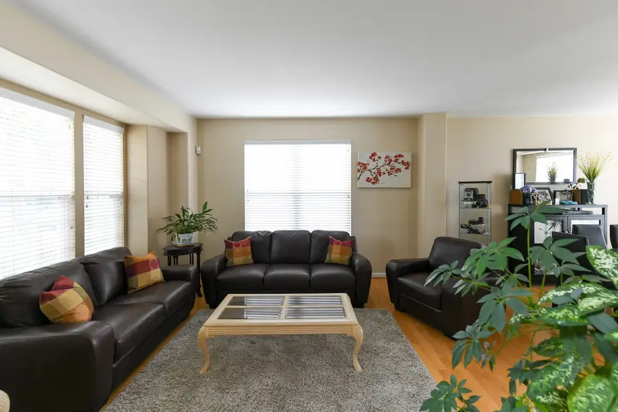 687 E Lenox Lane, Palatine, IL 60074 - #3