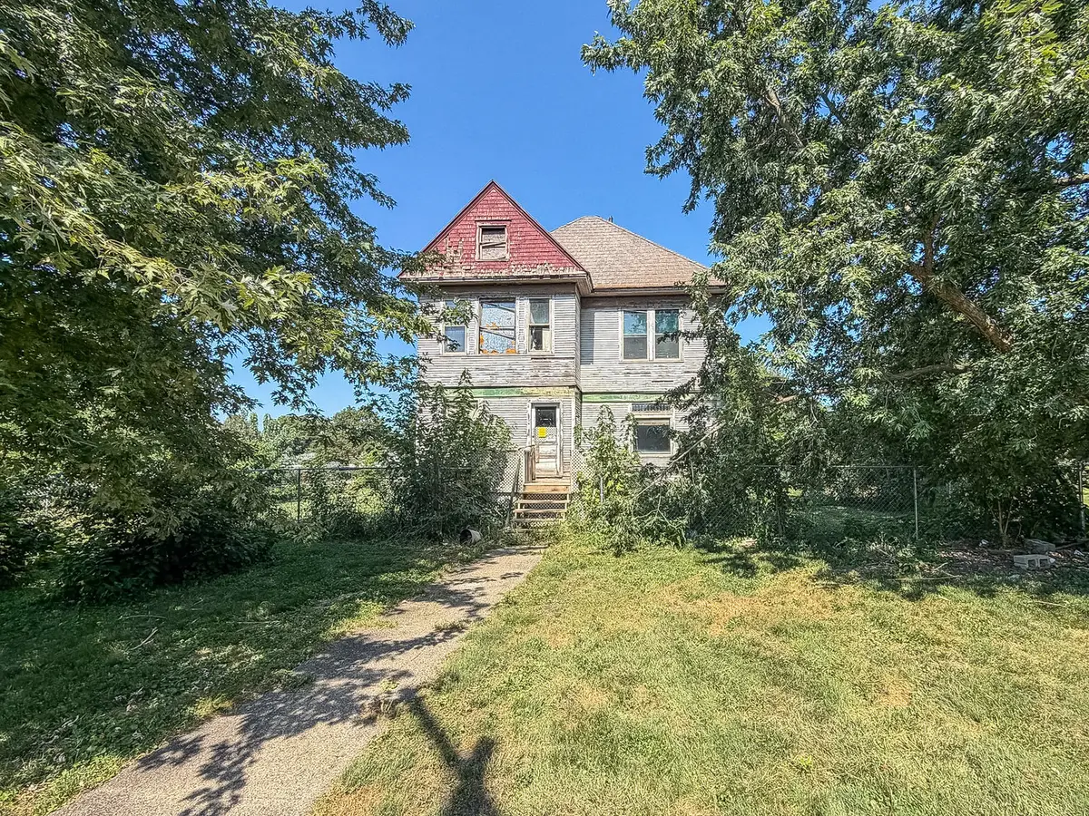 107 W Green Street, Broadlands, IL 61816 - #1