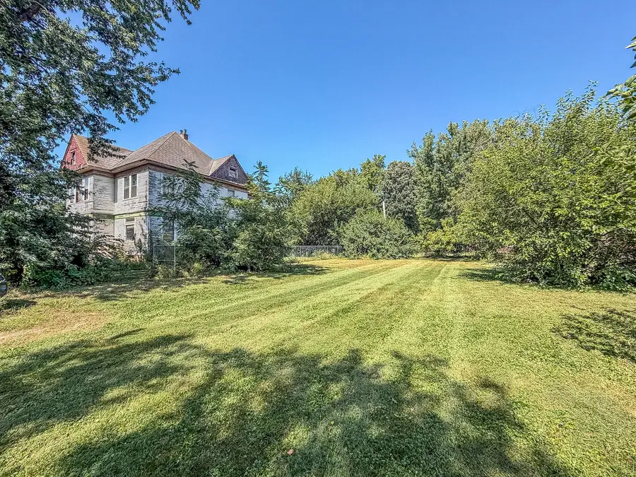 107 W Green Street, Broadlands, IL 61816 - #3