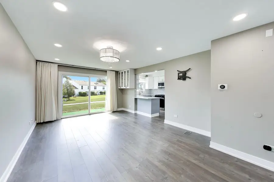 227 E Shag Bark Lane, Streamwood, IL 60107 - #3