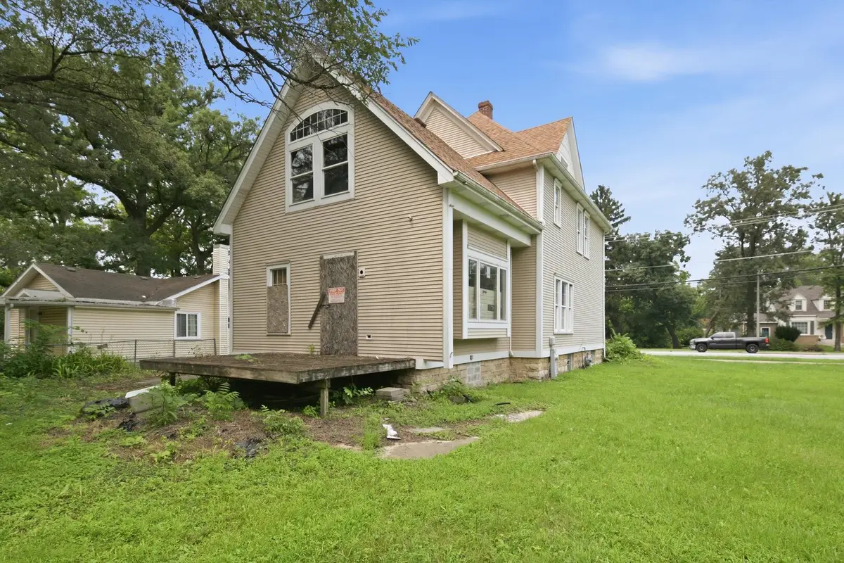 20 E Main Street, Glenwood, IL 60425 - #1