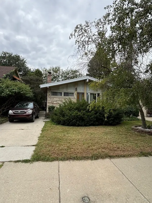 8354 S Kimbark Avenue, Chicago, IL 60619