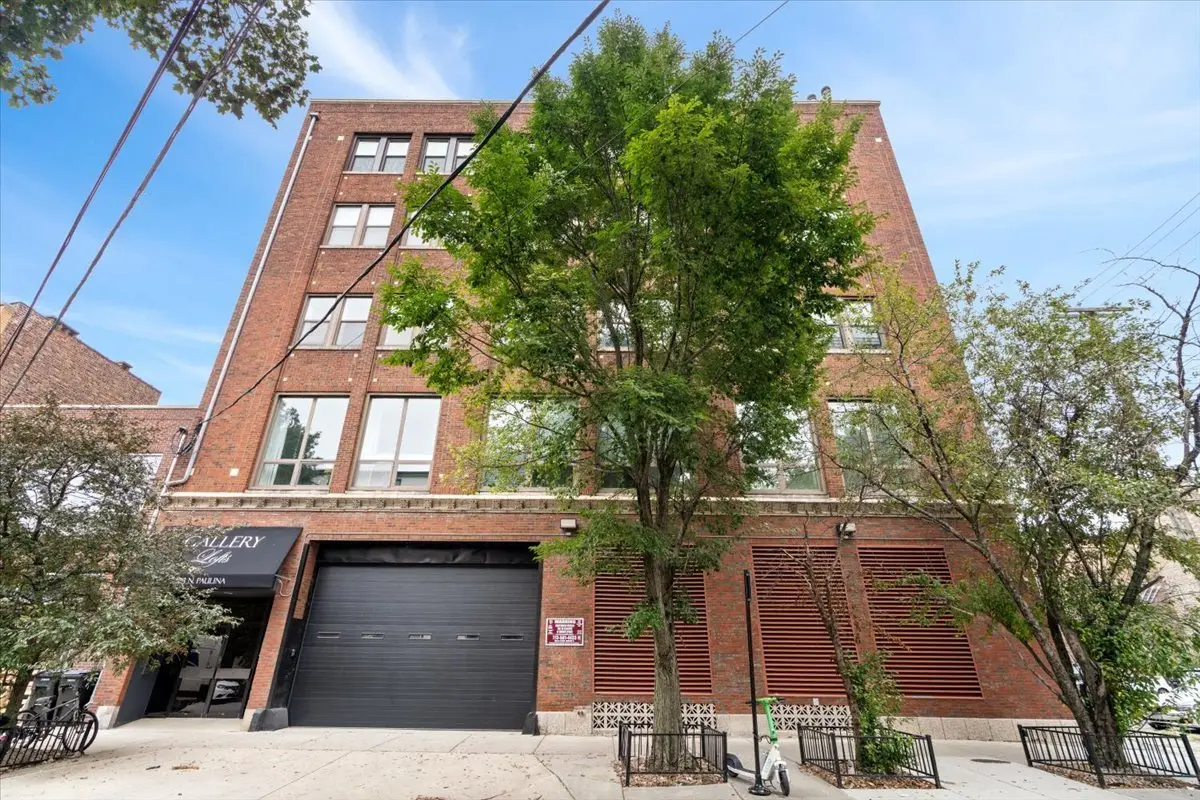 3323 N Paulina Street #3E, Chicago, IL 60657 - #1