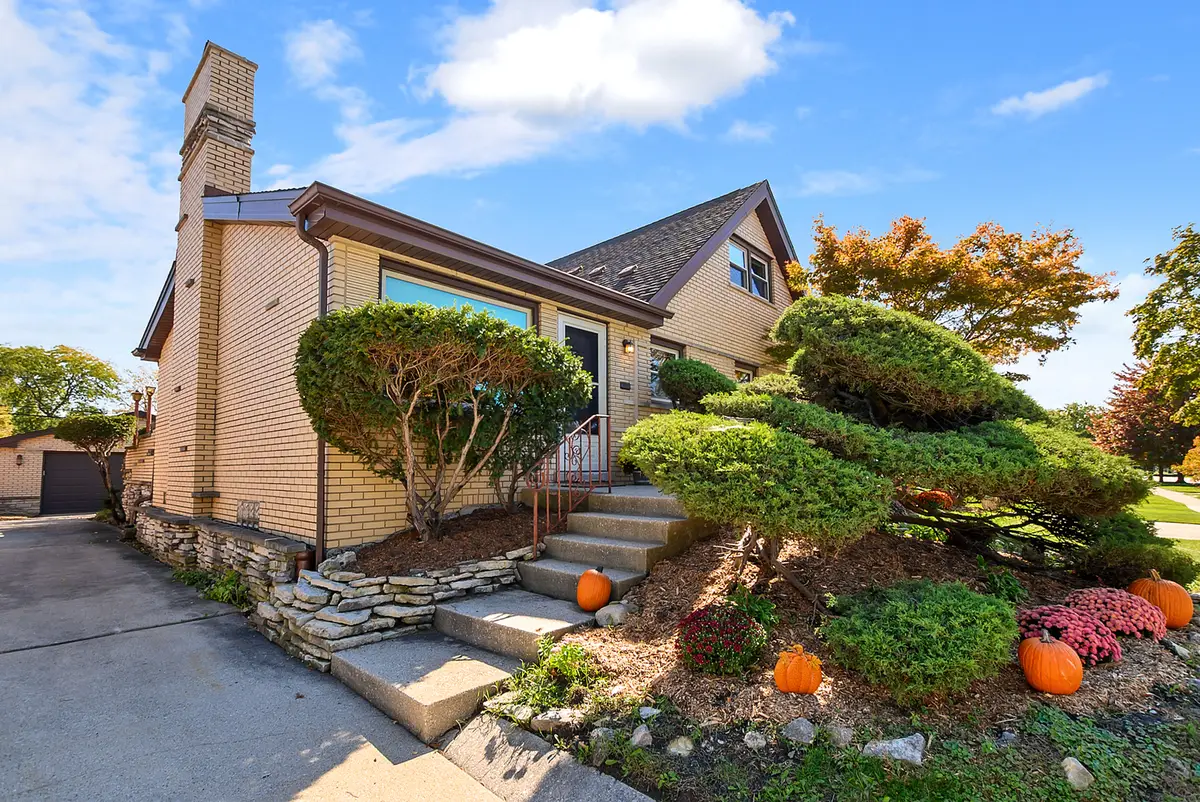 10621 Laramie Avenue, Oak Lawn, IL 60453 - #1