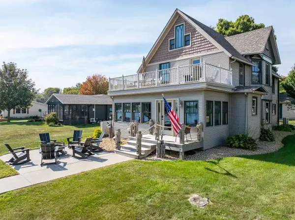 626 S River Drive, Princeton, IA 52768