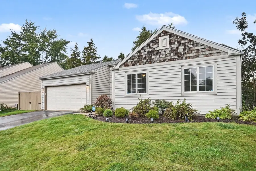 1070 Chelsea Lane, Aurora, IL 60504 - #2