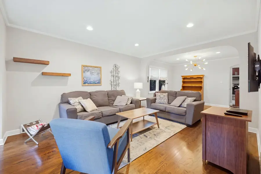 7639 Laramie Avenue, Skokie, IL 60077 - #3