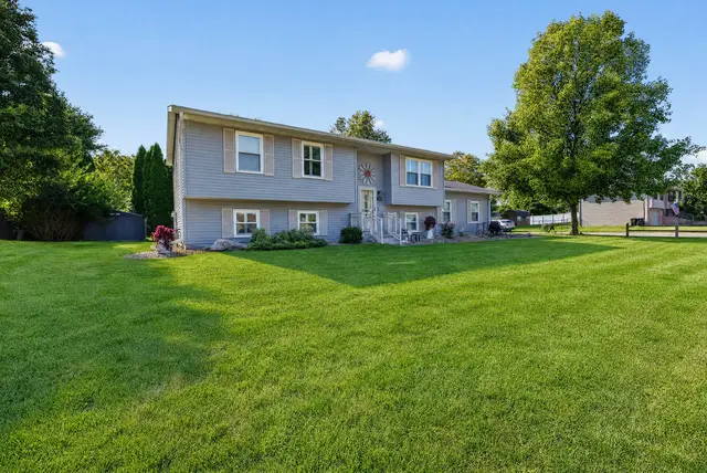 2024 Woodhavens Drive, Bloomington, IL 61701 - #1