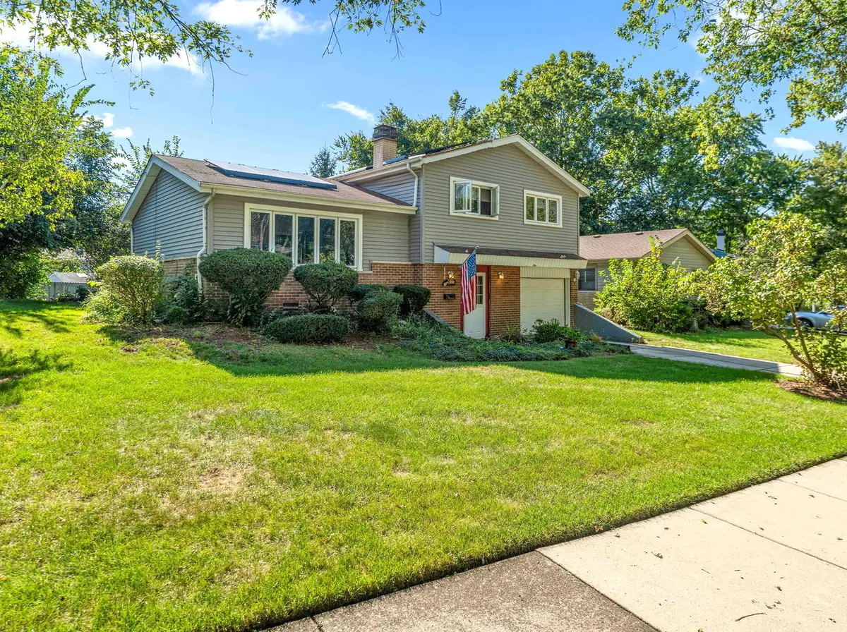 9137 W 91st Place, Hickory Hills, IL 60457 - #1
