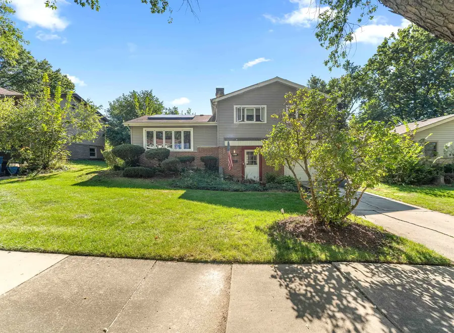 9137 W 91st Place, Hickory Hills, IL 60457 - #3