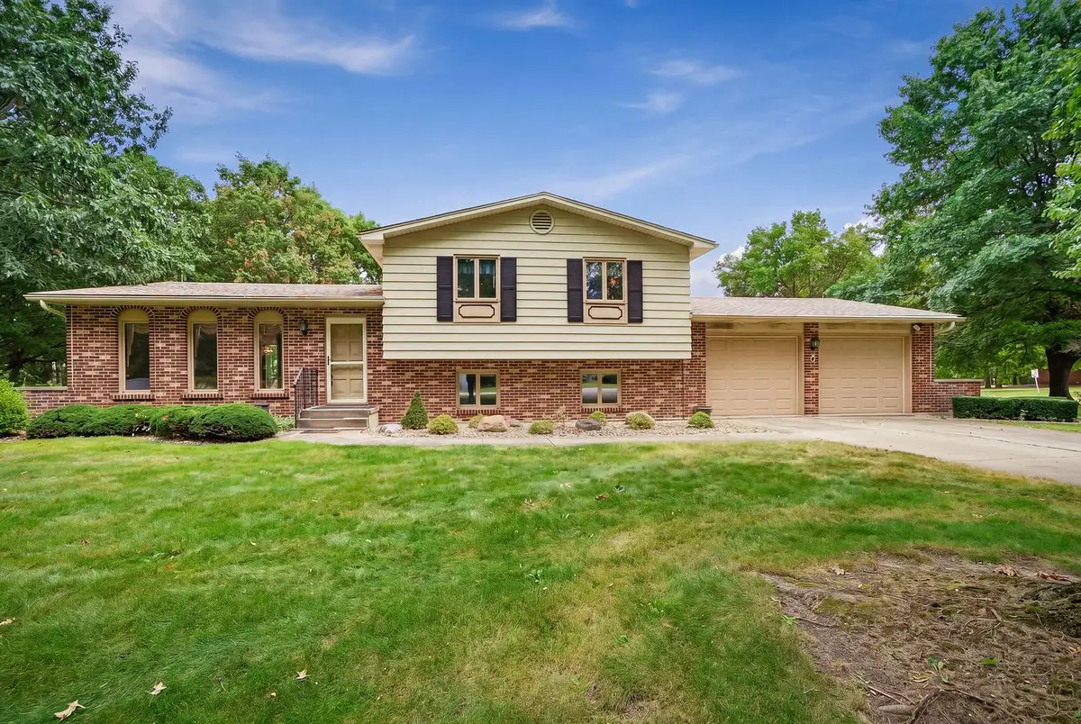 8 Hawthorne Drive, Oswego, IL 60543 - #1