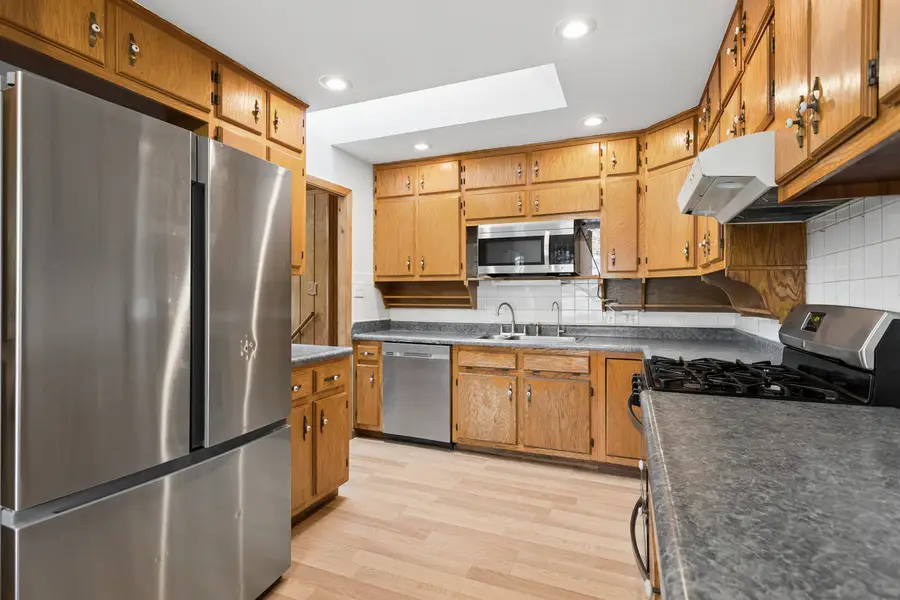 341 Hale Avenue, Romeoville, IL 60446 - #3