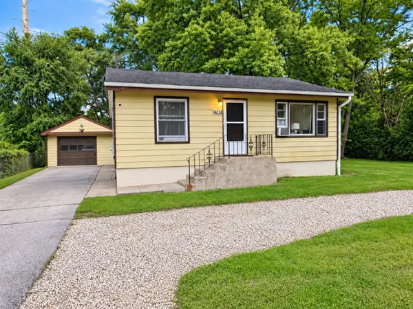 40719 N Il Route 83 Route, Antioch, IL 60002