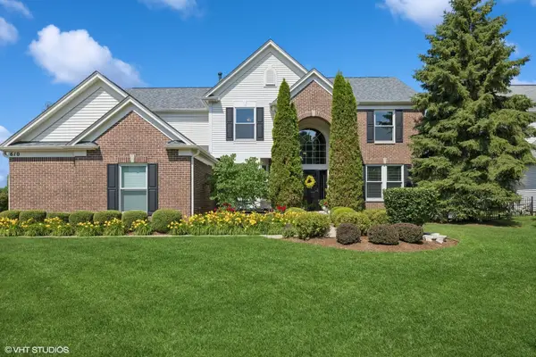 610 Woods Creek Lane, Algonquin, IL 60102