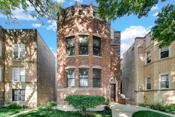6730 N Rockwell Street, Chicago, IL 60645