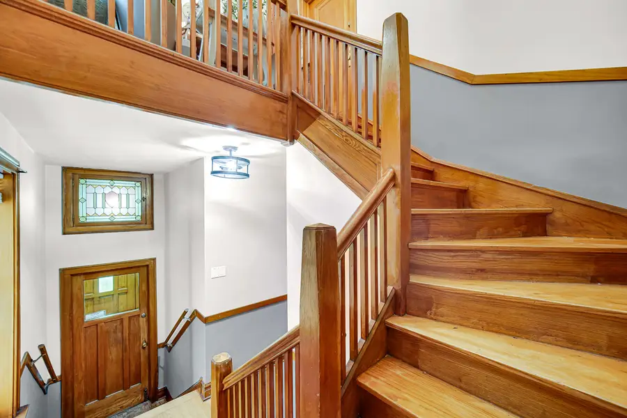 6730 N Rockwell Street, Chicago, IL 60645 - #2
