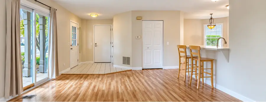 199 Old Oak Court W, Buffalo Grove, IL 60089 - #2