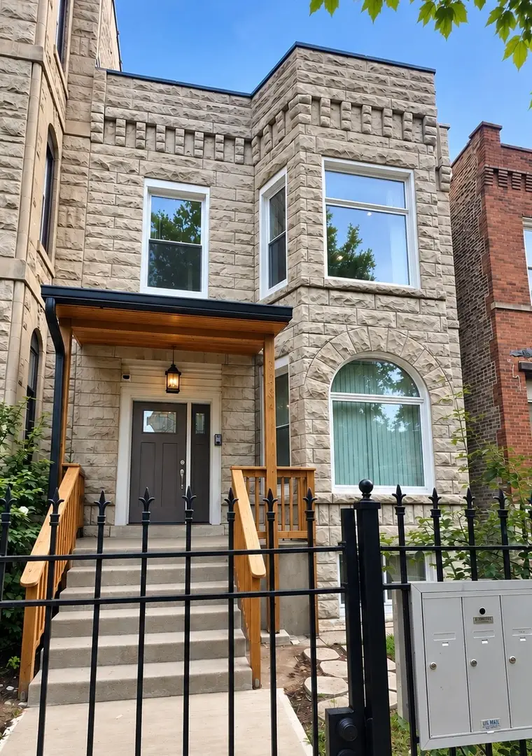 3234 W Fulton Boulevard, Chicago, IL 60624 - #1