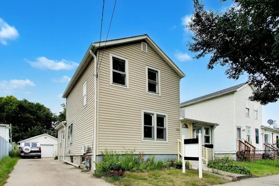 732 Grove Street, Aurora, IL 60505 - #2