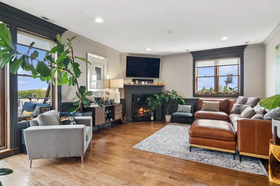 3025 N California Avenue #4SE, Chicago, IL 60618 - #3
