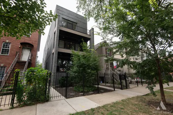 1932 N Drake Avenue #2E, Chicago, IL 60647