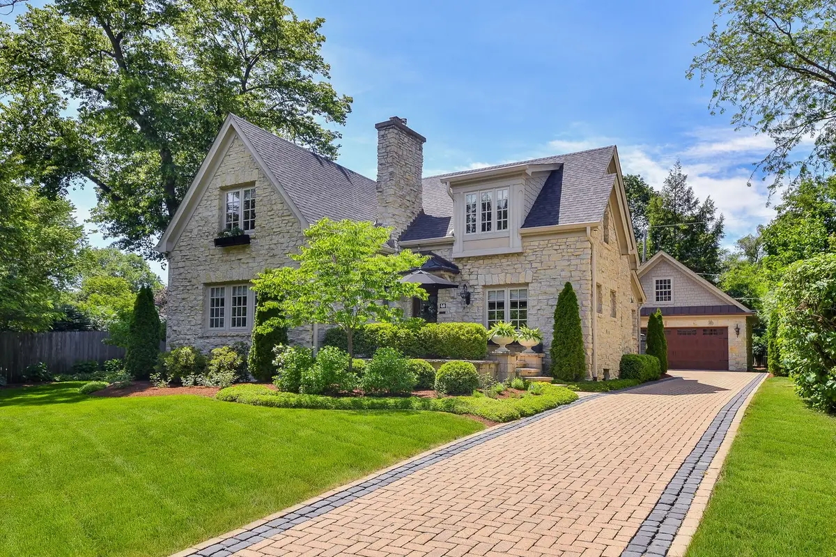 40 S Lincoln Avenue, Geneva, IL 60134 - #1