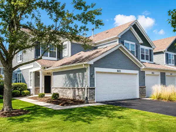 805 Genesee Drive, Naperville, IL 60563