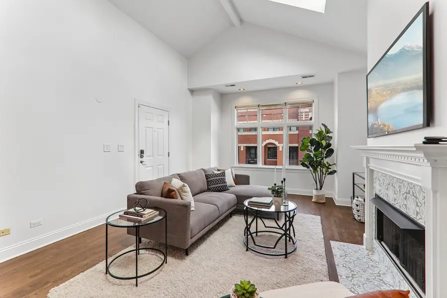2846 N Halsted Street #4S, Chicago, IL 60657 - #3