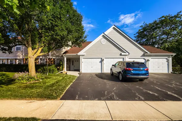 75 Larch Court #Z1, Schaumburg, IL 60193