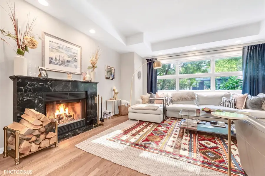 1647 N Winchester Avenue #A, Chicago, IL 60622 - #2