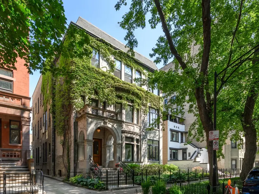 556 W Arlington Place #3, Chicago, IL 60614 - #2