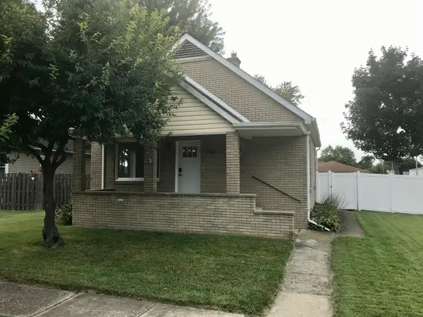 401 Oak Street, Cedar Point, IL 61316