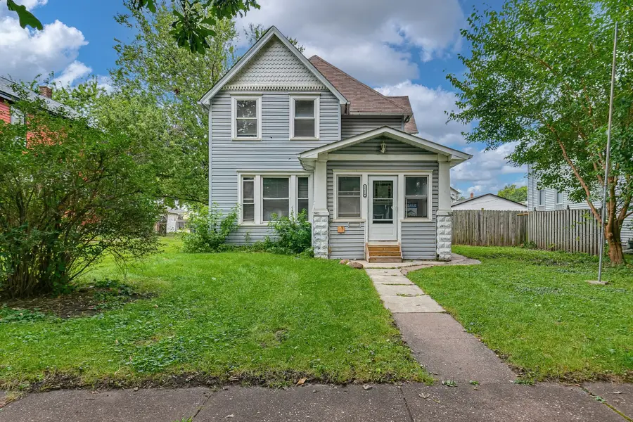 2214 W 2nd Street, Davenport, IA 52802 - #2