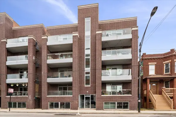 2707 W Belmont Avenue #3W, Chicago, IL 60618