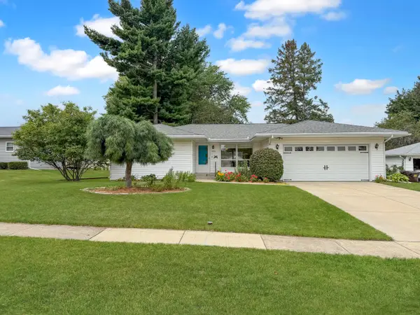 1353 Empire Court, Freeport, IL 61032