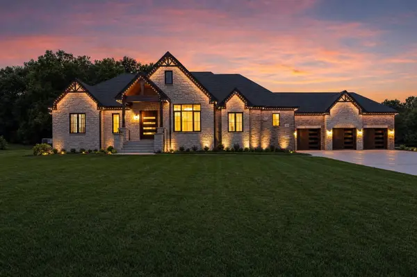 16514 Pine Hill Drive, Homer Glen, IL 60491