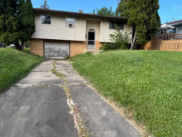 2108 Carmel Boulevard, Zion, IL 60099