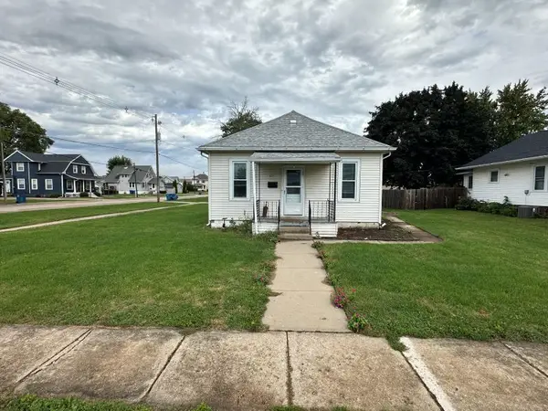 422 6th Street, De Witt, IA 52472