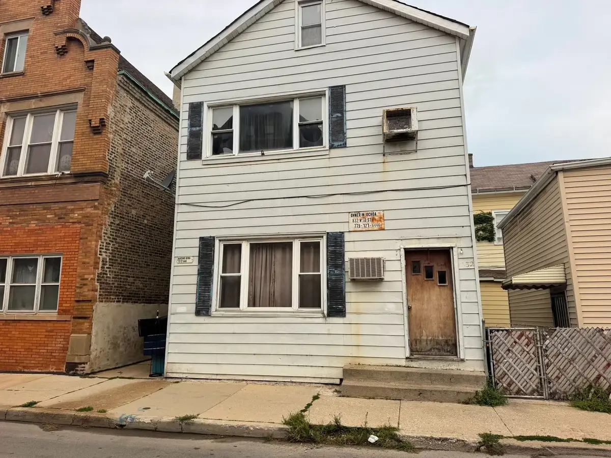 832 W 33rd Street, Chicago, IL 60608 - #1