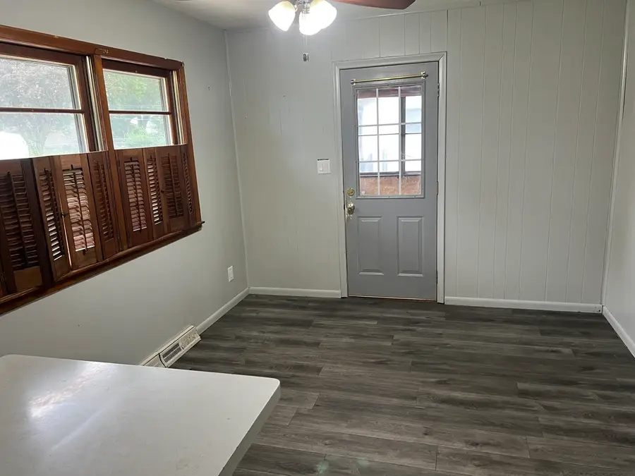 355 Irene Avenue, Rochelle, IL 61068 - #3