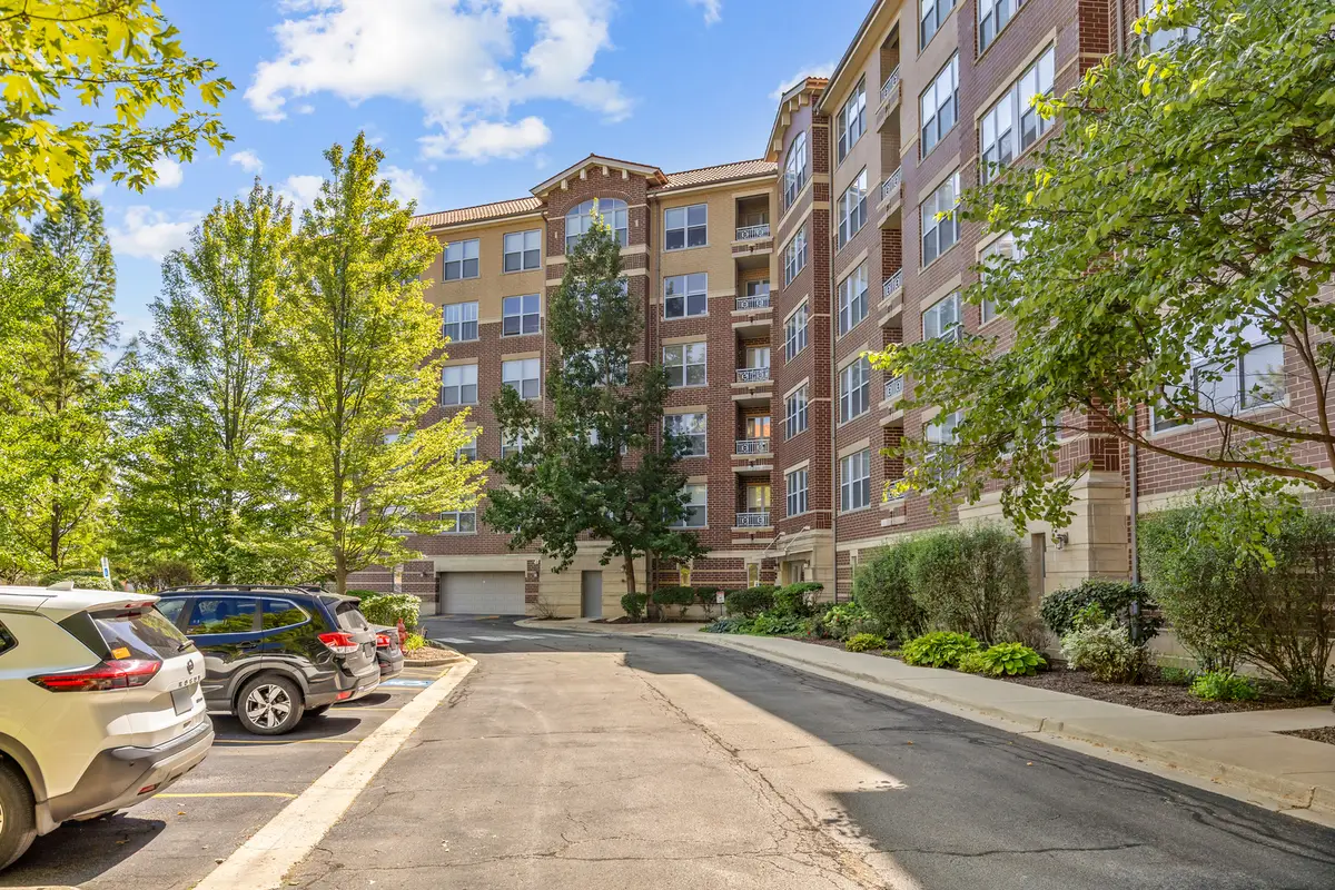 9350 Skokie Boulevard #411, Skokie, IL 60077 - #1