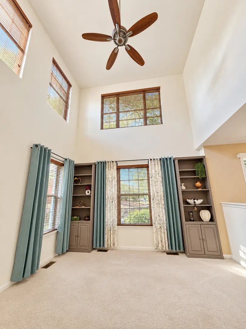 415 Shadow Creek Drive, Vernon Hills, IL 60061 - #2