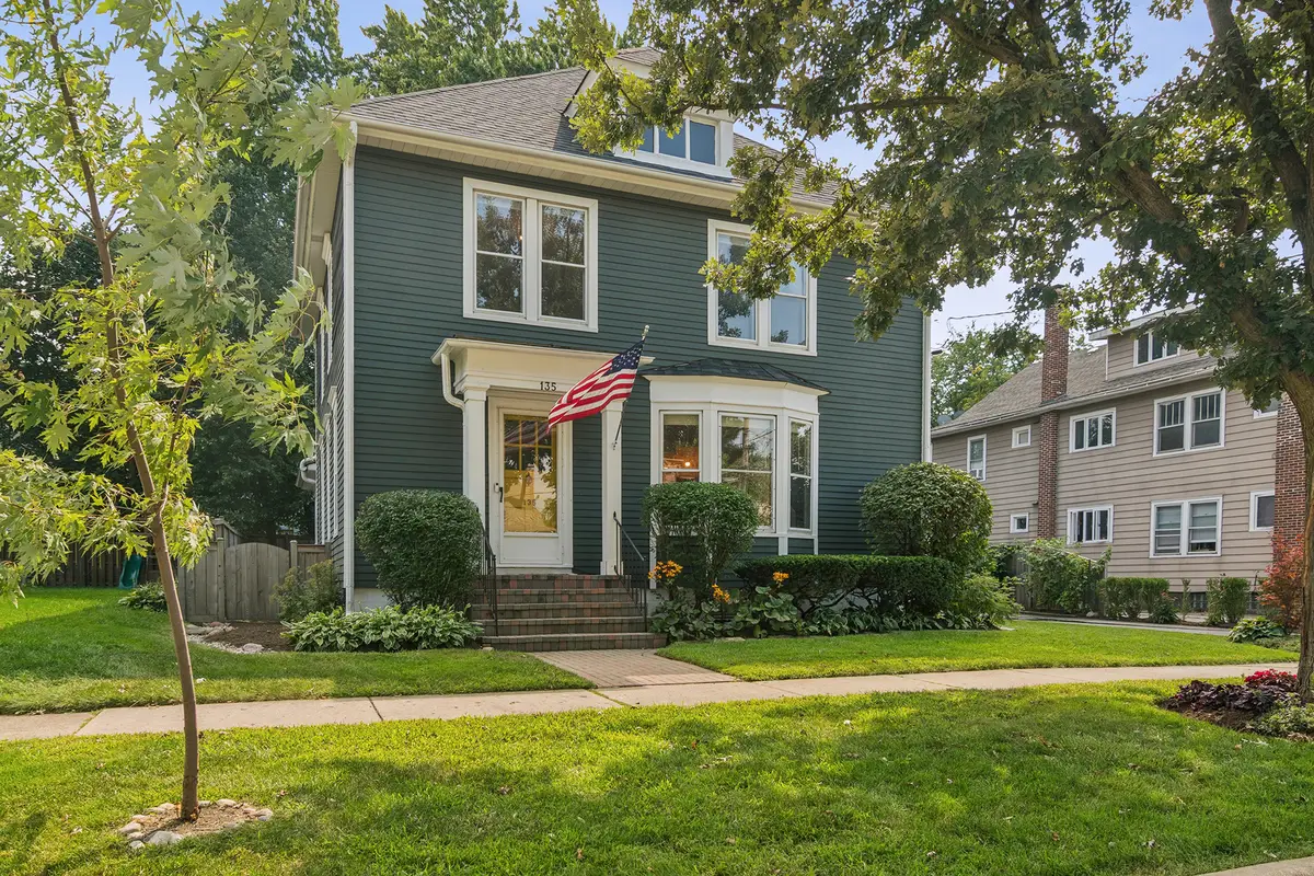 135 W Russell Street, Barrington, IL 60010 - #1