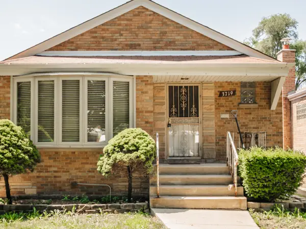 3719 W 81st Place, Chicago, IL 60652