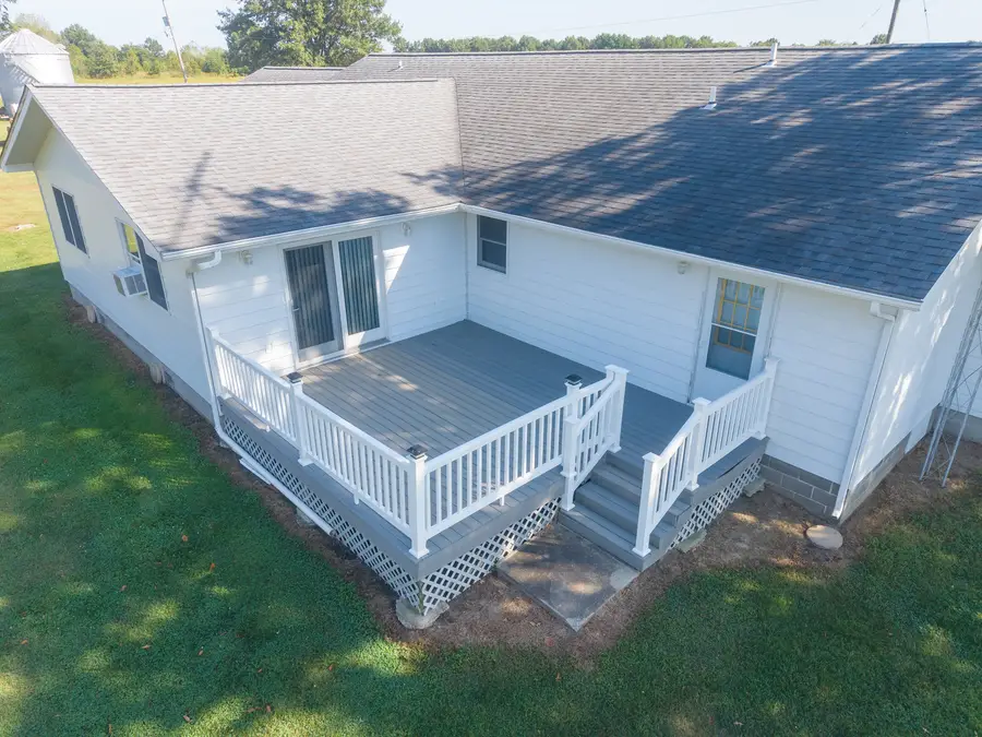 2217 Mercer Farm Road, Centralia, IL 62801 - #3